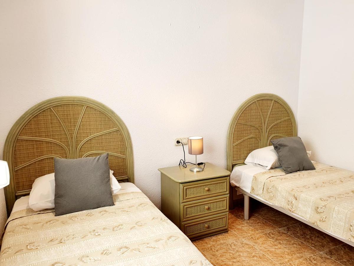Luna Beach Seafront Marbella Buitenkant foto