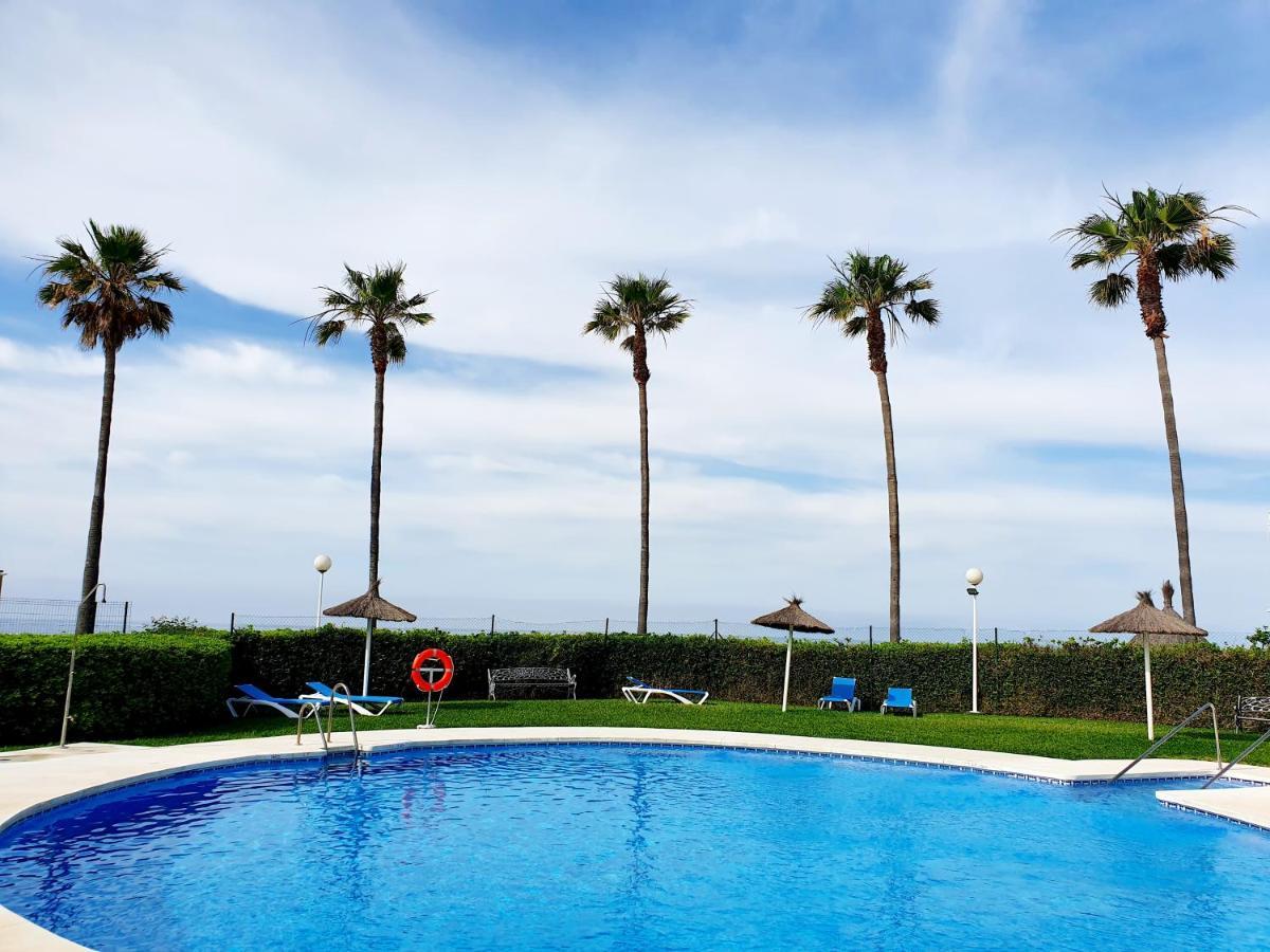 Luna Beach Seafront Marbella Buitenkant foto