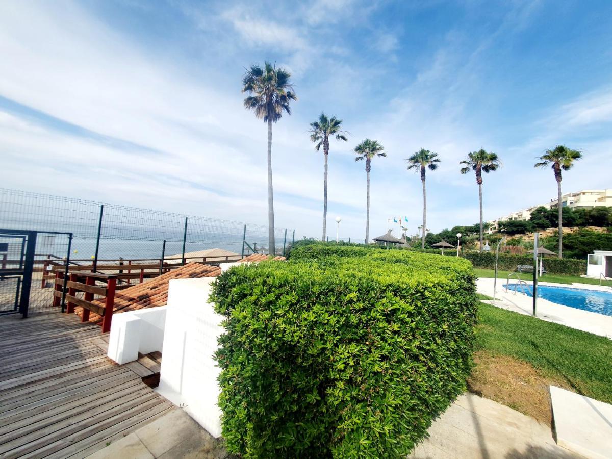 Luna Beach Seafront Marbella Buitenkant foto