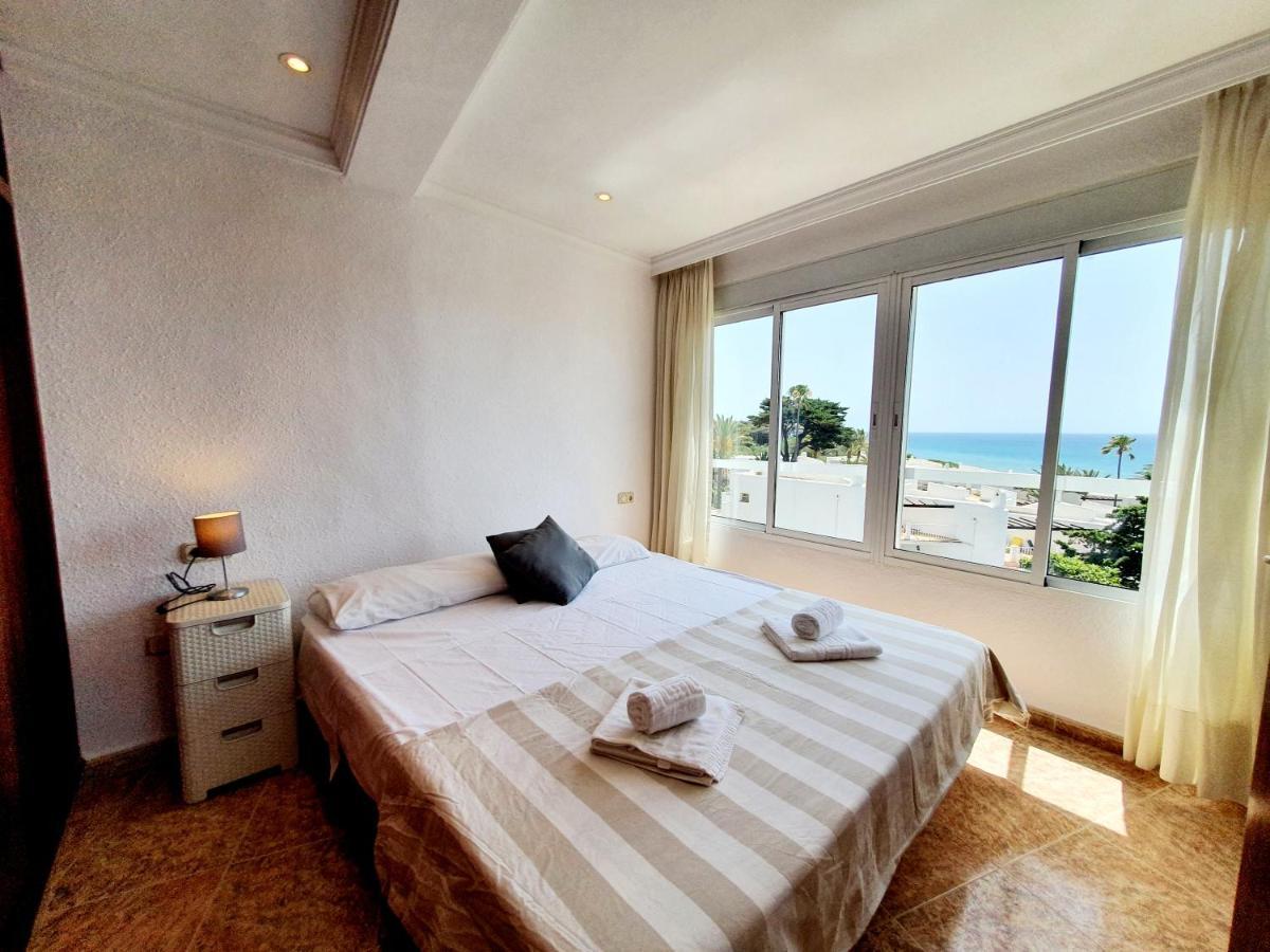 Luna Beach Seafront Marbella Buitenkant foto