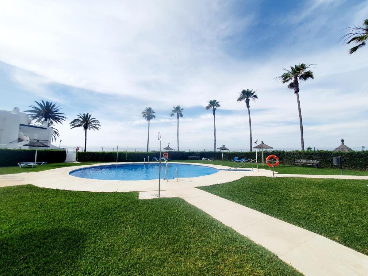 Luna Beach Seafront Marbella Buitenkant foto